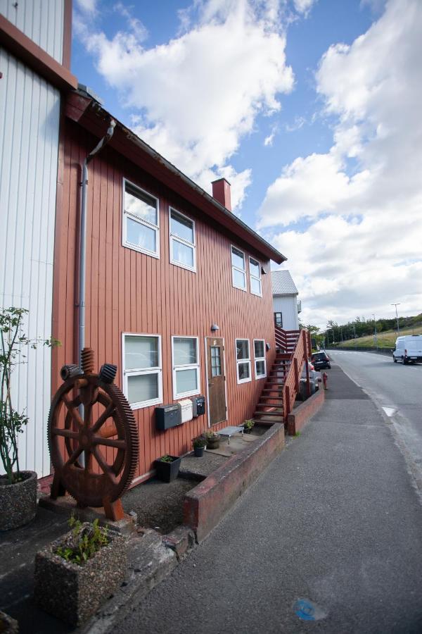 Central Apartments - Downtown - Torshavn Bagian luar foto